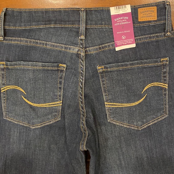 NWT Signature by Levi Strauss & Co Modern Skinny Women's Jeans Size 2 / 26 W - Picture 6 of 10